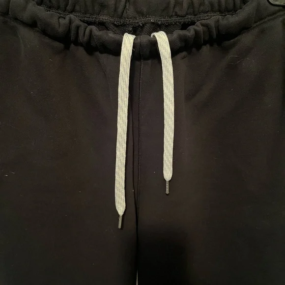 Vuori Sedona Sweatpants / Joggers - Picture 7 of 8